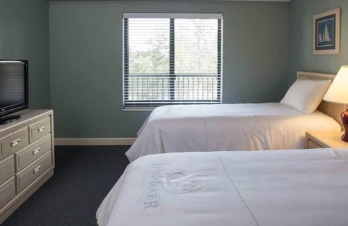 North Forest Beach Resort | 3 BR Resort Condo, close to beach and golf, ready for your springtime vacation