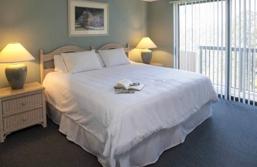 North Forest Beach Resort | 3 BR Resort Condo, close to beach and golf, ready for your springtime vacation