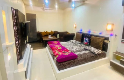 Ludhiana Hotel | Sunder Kakkar Hotel