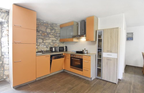 Vilanija Apartment | Three bedroom apartment with terrace Vilanija, Umag (A-22647-b)