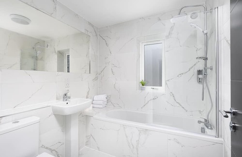 Enfield Apartment | Vineyard Court Flat