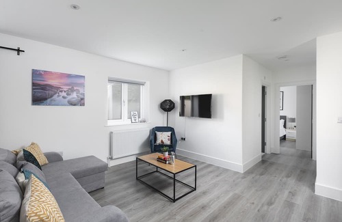 Enfield Apartment | Vineyard Court Flat