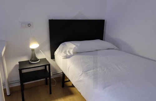 El Cristo y Buenavista Apartment | Piso Masip Apartment - Oviedo