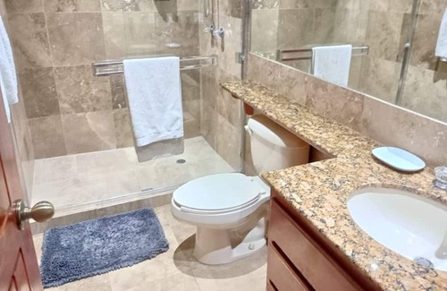 Playa Encantada Apartment | This apartment is a 2 bedroom(s), 2 bathrooms, located in Playas de Rosarito, Baja California.