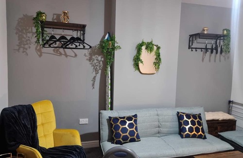 Stirchley Apartment | 1257 Pershore Road - Apt 2