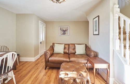 Ovingham House | Host & Stay | Snoozy Goose