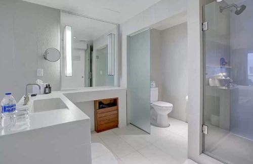 Central Beach Resort | The W Fort Lauderdale Suite 1907