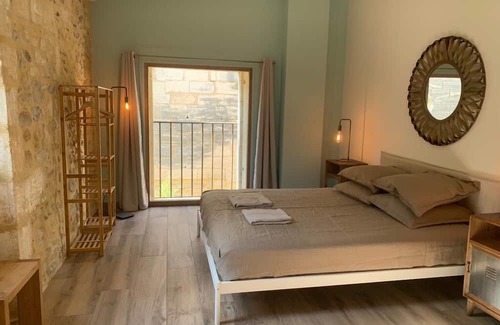 Redessan House | Le Mas des Grenadiers, pretty renovated Mas