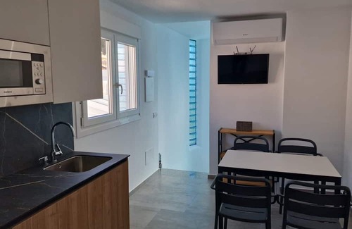 Almerimar House | Holiday Home 'Apartamento Gaviota 6' with Shared Terrace, Wi-Fi and Air Conditioning