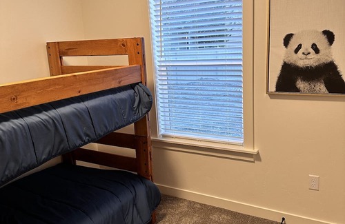 American Fork Apartment | Quiet guesthouse: work, family care or students
