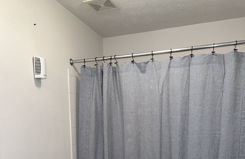 Rossville House | Beautiful room tailored to travel nurses in nearby Batlimore hospitals!