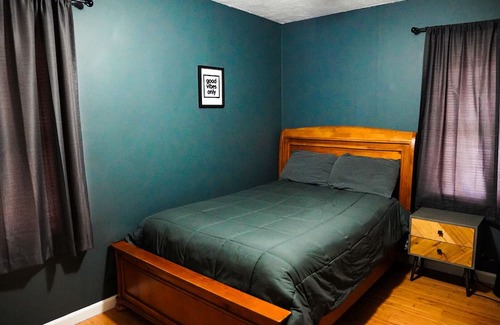 Chillicothe House | Relaxing County Home 2 Bedroom, 2 Bathroom