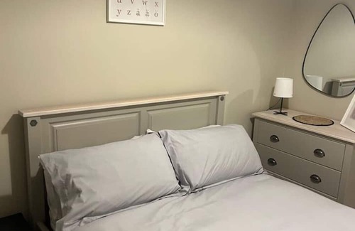 Burslem Apartment | Comfortable & Spacious Apartment