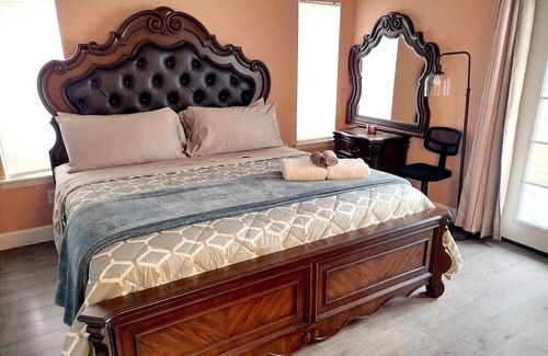 Rancho Cucamonga House | Modern · Comfort · Rancho Relaxation