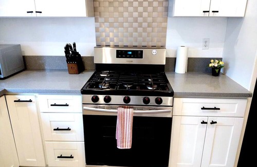 Rancho Cucamonga House | Modern · Comfort · Rancho Relaxation