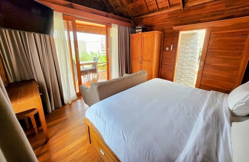 Singakerta Villa | Serene 2 Villa Bungalow Retreat with Private Pool In Ubud Countryside Setting