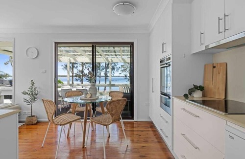 Budgewoi House | Lakefront with Amazing Views