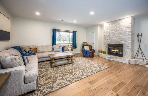 The Village of Indian Hill House | Friends and Family LG Luxury Home Near Indian Hill