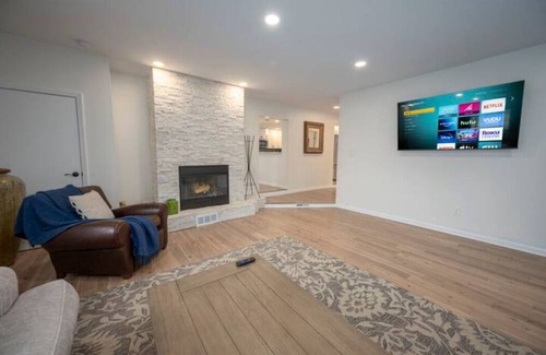The Village of Indian Hill House | Friends and Family LG Luxury Home Near Indian Hill