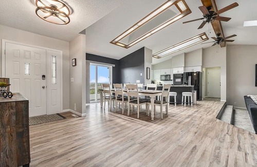 Council Bluffs House | Acreage Resort with VIEWS! Perfect for Huge Groups