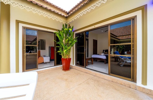 Bang Sare House | Nice Bedroom in Resort -SCR2