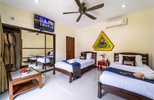 Bang Sare House | Nice Bedroom in Resort -SCR2