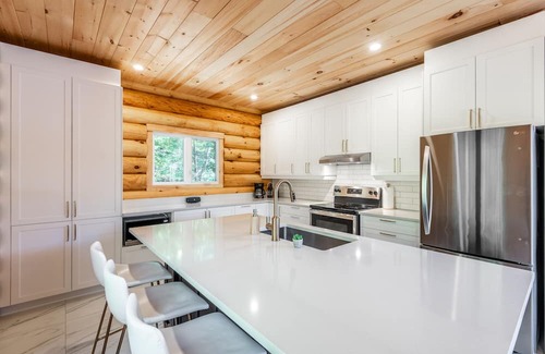 Saint Come Ski Chalet | Chalet en Bois Rond, Val St-côme à 1.8 km en Voiture, Spa, Table de Billard