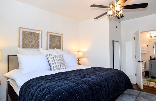 New Haven  Hamilton County House | Country Retreat 4 BR/ 3 BA sleep 12, Miami, Spooky Nook