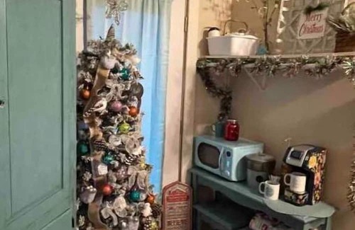 Middleburg Apartment | The Coop Inn