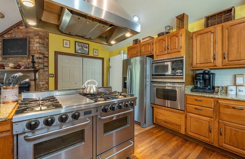 Candler House | Historic Engadine House Suite S5