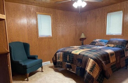 Pickerel House | Birch Point Lake House
