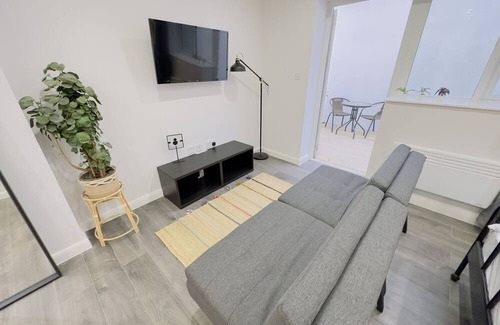 Upper Clapton Apartment | Hackney Studios by Sleepy - Studio Flat 2
