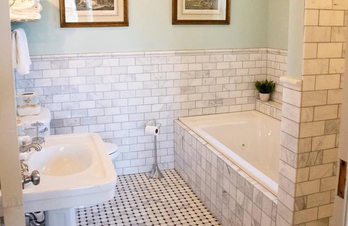 Warren Apartment | Hazeltine Boutique Hotel: Glendora