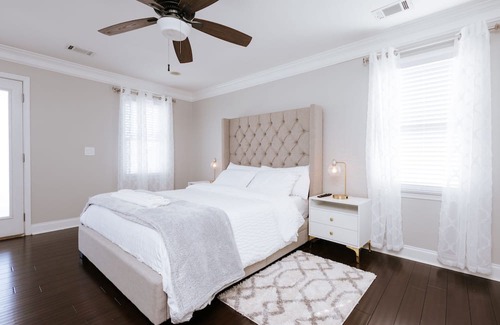 Mechanicsville House | Prime Downtown Oasis