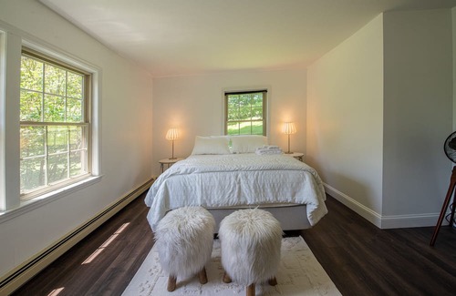 East Chatham House | Chic Scandinavian Country Retreat!