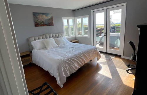 Loma Portal House | Charming dog-friendly retreat with ocean views, deck, & fire pit - near golf