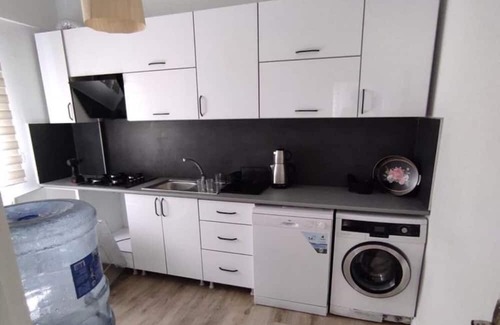 Yaliciftlik Apartment | Chic Flat w Pool, Patio, Garden in Bodrum