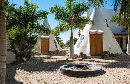 Todos Santos Hotel | TODOS SANTOS HOTEL & YOGA RETREAT