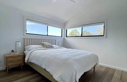 Merewether House | Yaringa - Brand New Property, Minutes from Merewether Beach