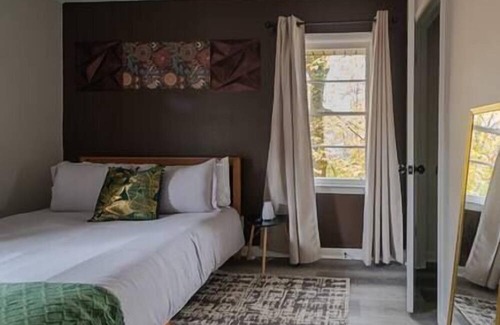 Belvedere Park House | Sleeps 8 | 15 min to dwntwn ATL