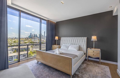 Newstead Apartment | View From the Top - Brand New 3BR Luxury Skyhome