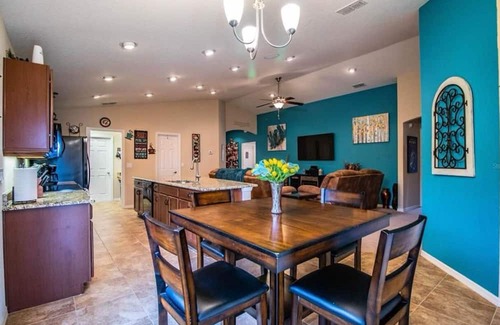 Auburndale House | Welcome Home! This Absolutely ,Beautifully maintained 4 bedroom 2 bathroom!