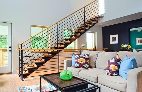 St. Elmo Improvement League House | St. Elmo Oasis: Modern, Colorful, Fire Pit, 3BD