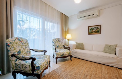 Esentepe Apartment | Cozy Central Flat w Garden 5 min to Metro in Sisli