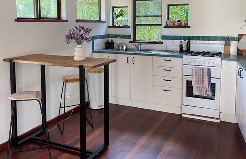 Suffolk Park Ski Chalet | Byron Bay beach escape