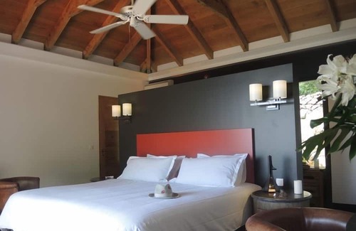 Morne de Depoudre Villa | holiday vacation villa rental Caribbean, st. barts, st. barths, pool, air conditioning, view, wi-fi internet, lurin dist