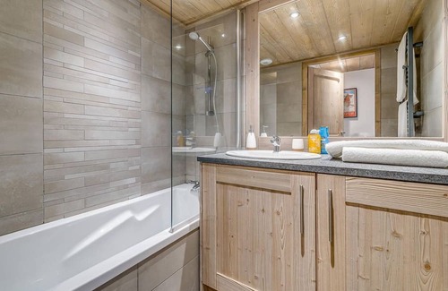 Les Boisses Apartment | Tignes 1800 - Luxury apartment in a boutique residence - slope access