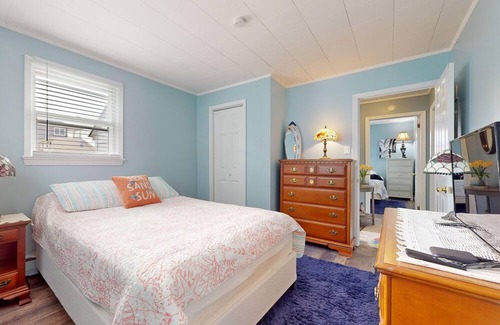 Brigantine Cottage | Excellent location!! Beach House 2 Blocks from the beach! Pet Friendly🐶
