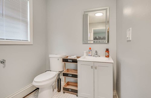 Newington Apartment | Newington Vacation Rental ~ 9 Mi to Hartford!