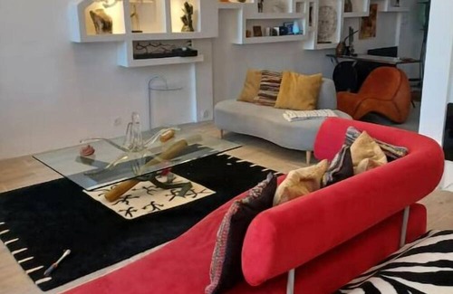 Le Camas Apartment | Vrbo Property